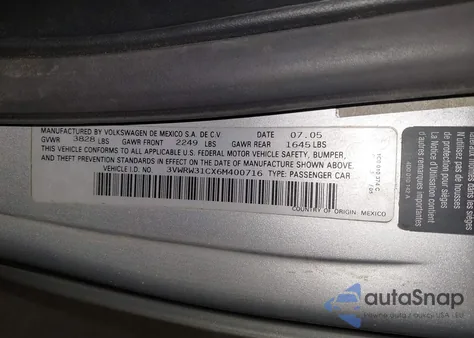 2006 Volkswagen New Beetle 2.5 from USA, damaged, VIN 3VWRW31CX6M400716